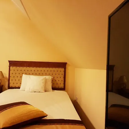 Pod Zegarem Bed and breakfast Trzebinia (Chrzanow)