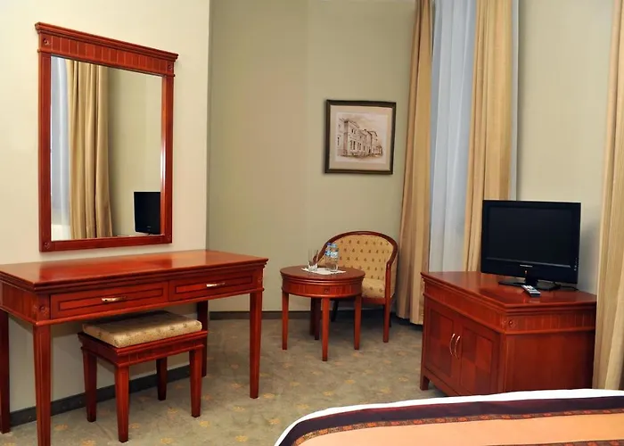 Pod Zegarem Bed & Breakfast 3*